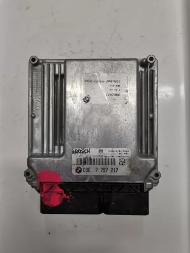 ECU Calculator motor Bmw 120D DDE7797217 0281011963 EDC16C35-2.12 E87 {