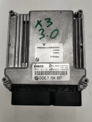 ECU Calculator motor Bmw X3 3.0 d DDE7794627 0281011121 EDC16C1 E83