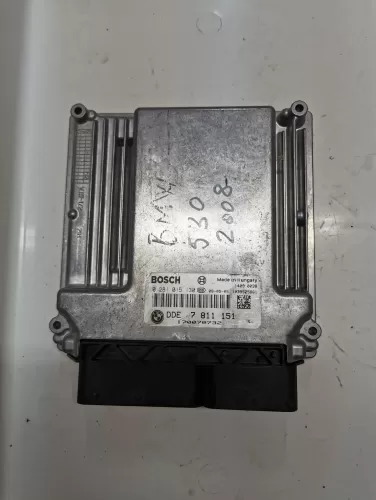 ECU calculator motor Bmw 325D E90 cod DDE7811151 0281015130
